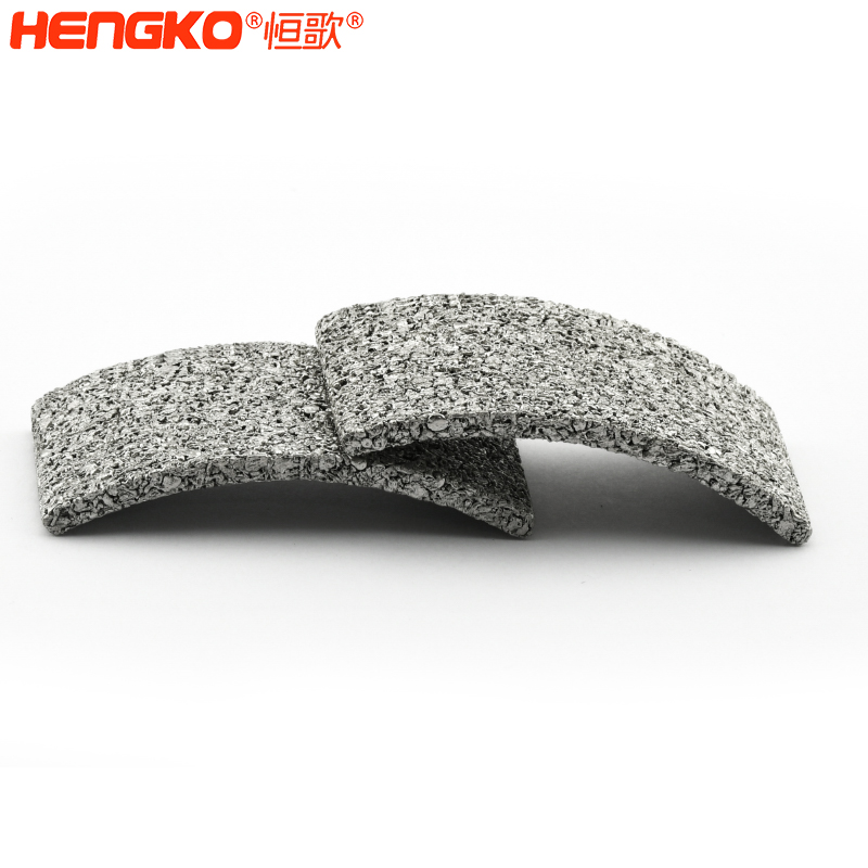 廠家定制生產(chǎn)高精度耐高溫防腐蝕過濾片_不銹鋼粉末燒結(jié)過濾板 Featured Image